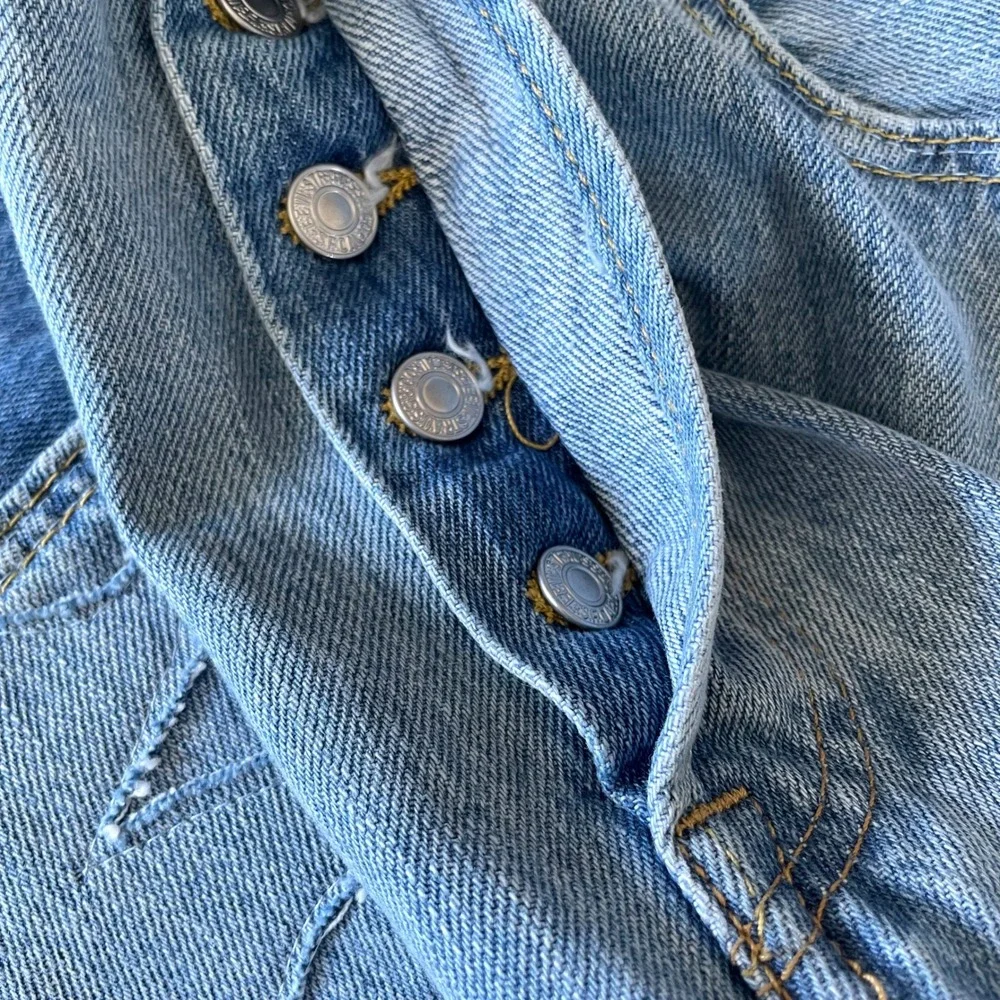 Levis style profile