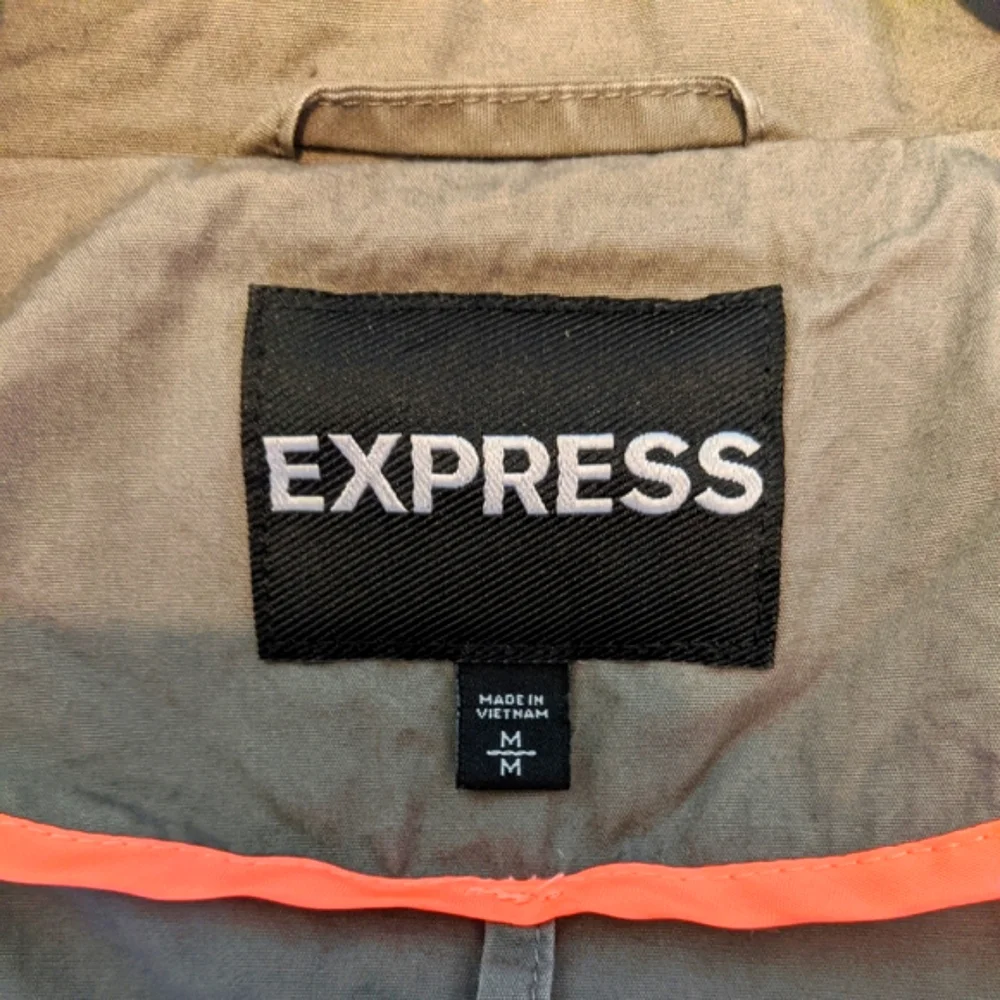 Express utility lightweight