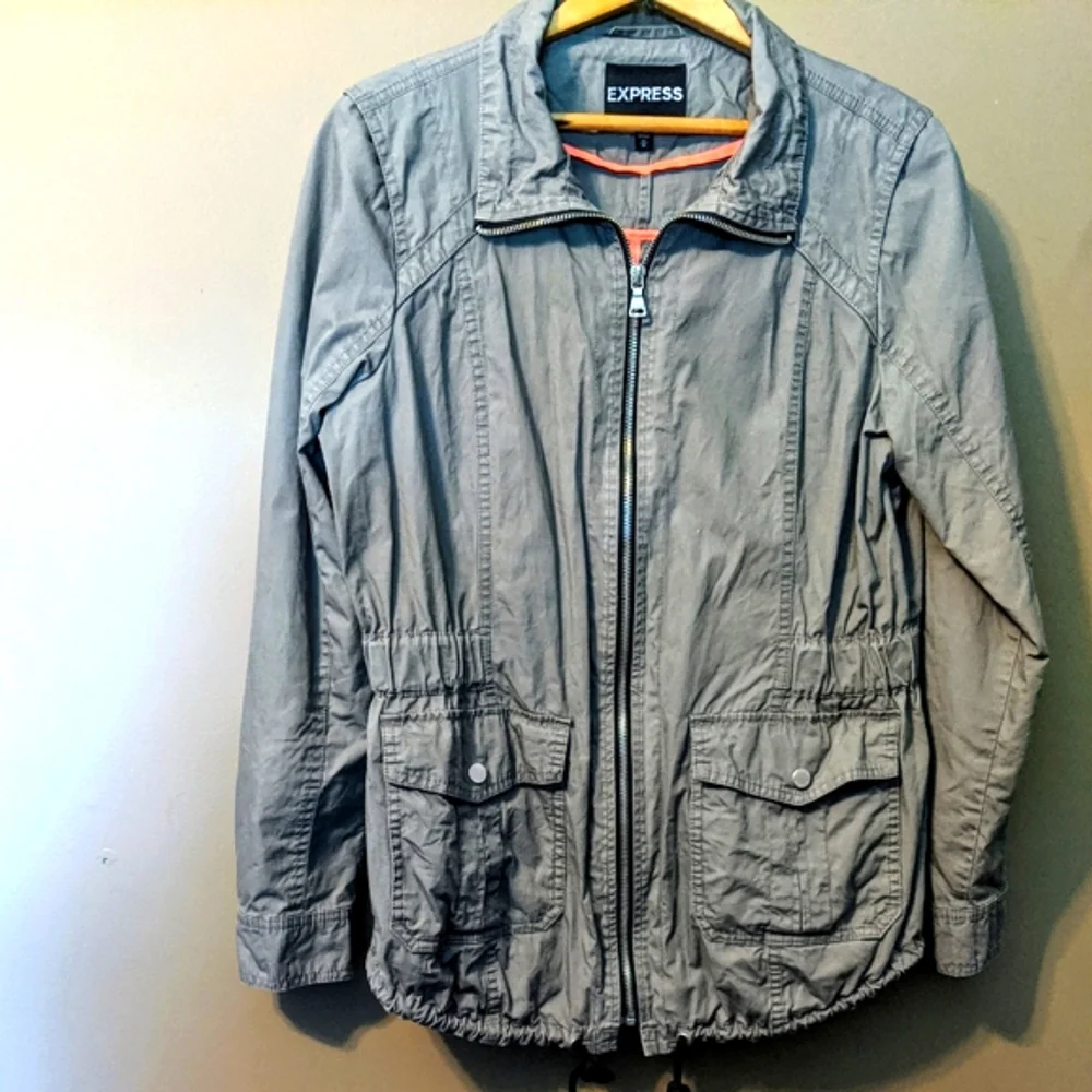 Express utility lightweight