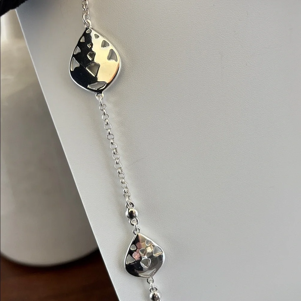 Gloria Vanderbilt new tags