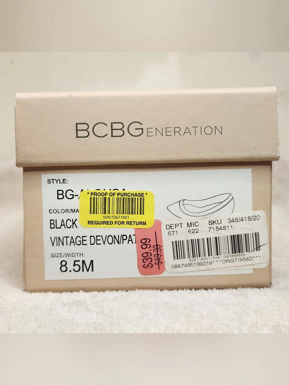 BCBGeneration classic pointed