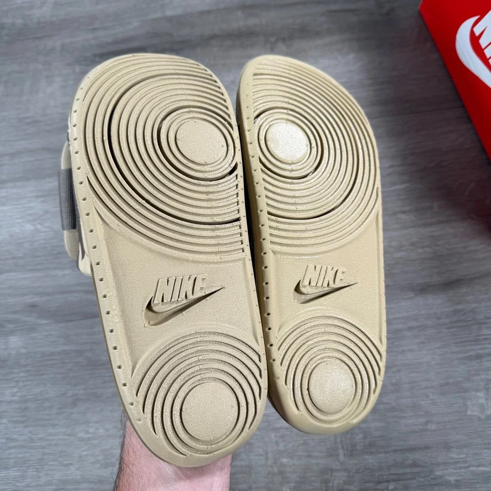 Nike offcourt adjust