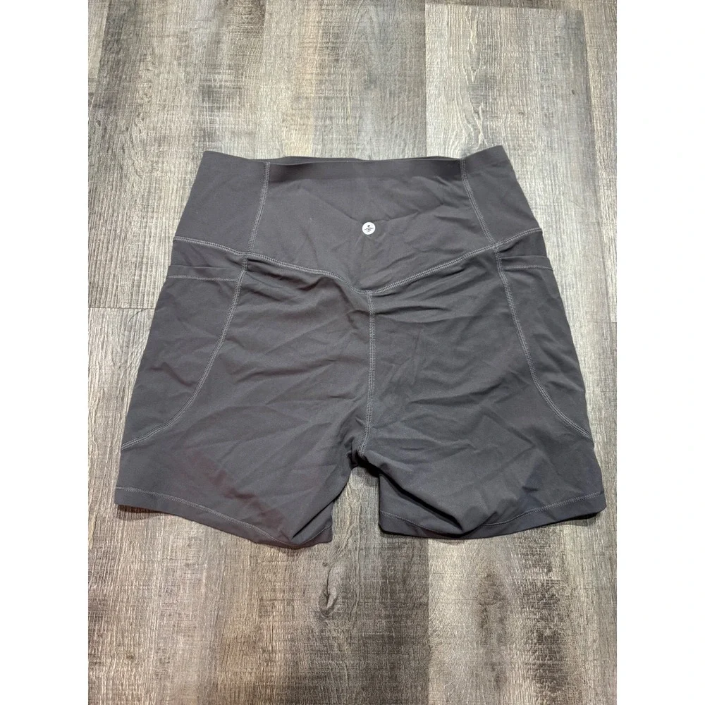 HALARA high waisted