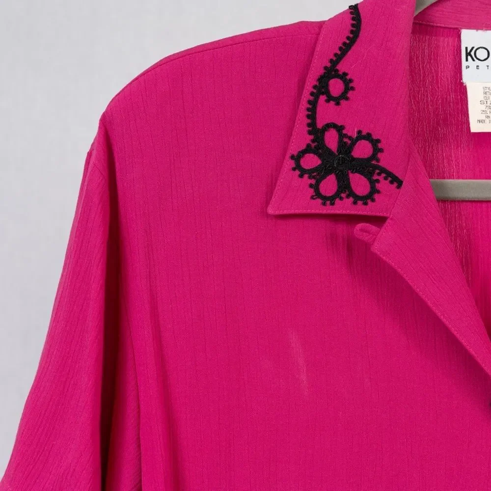 Vintage Koret Petite pink buttons down shirt size S
