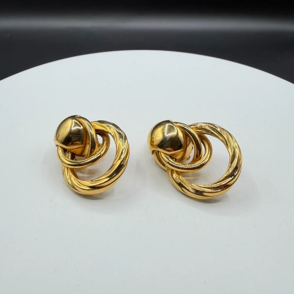N/A bold gold