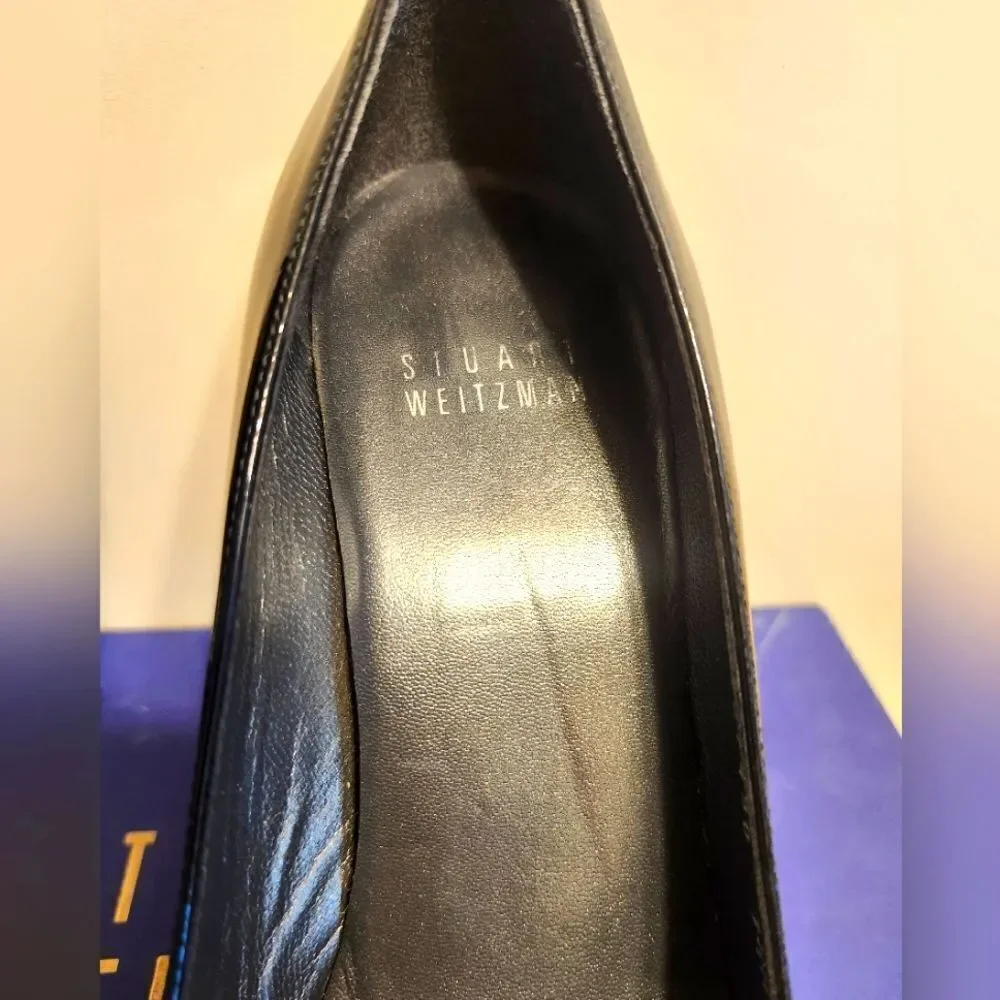 Stuart Weitzman 100% authentic