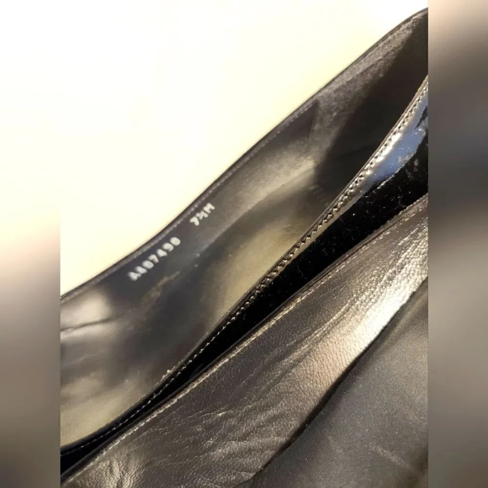 Stuart Weitzman 100% authentic