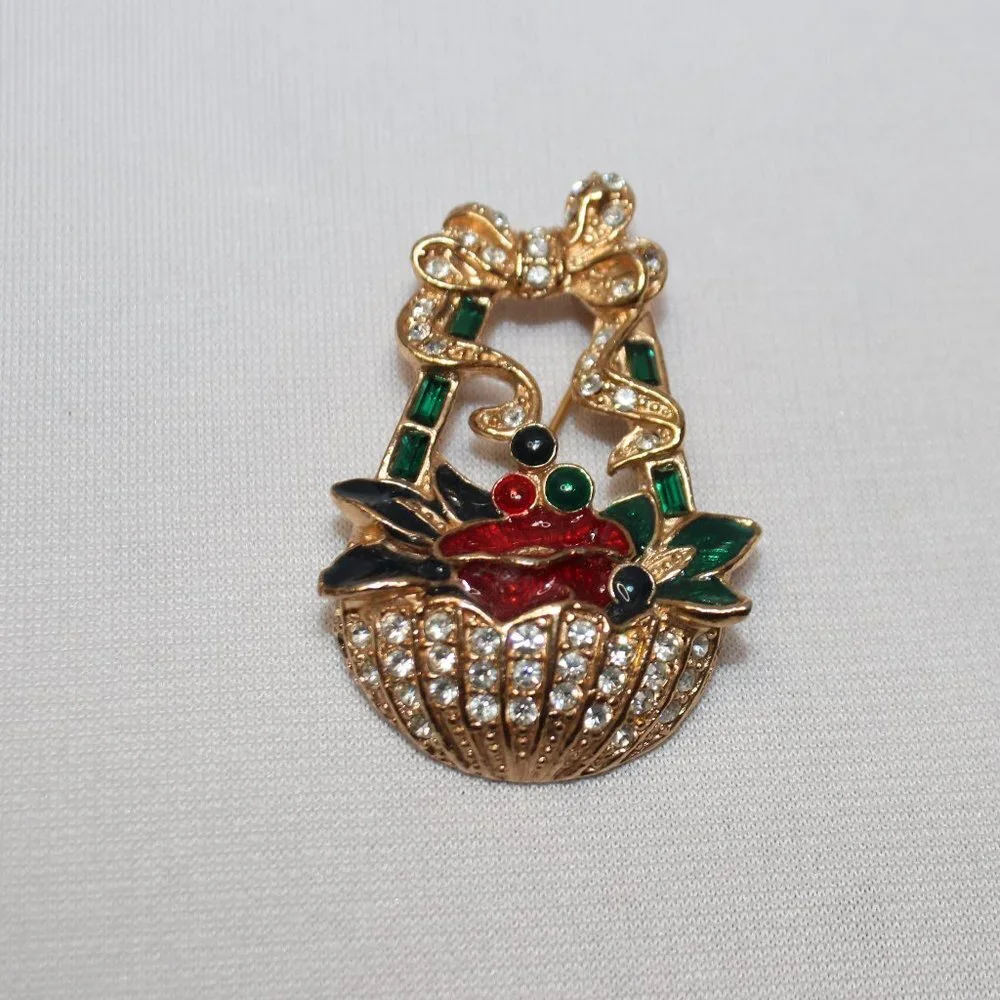 Roman vintage brooch
