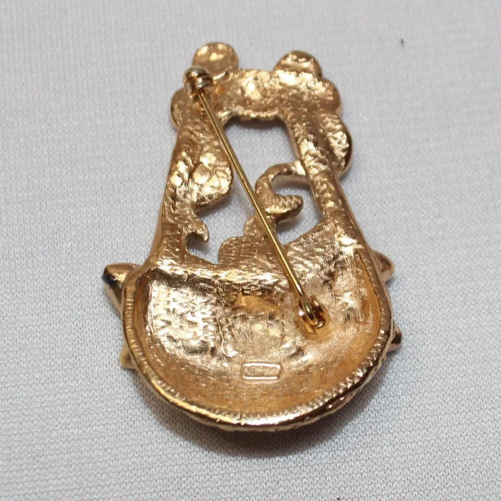 Roman vintage brooch