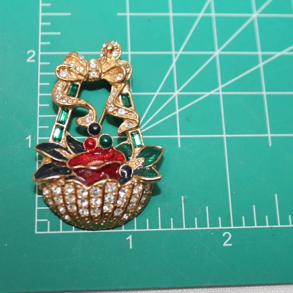 Roman vintage brooch