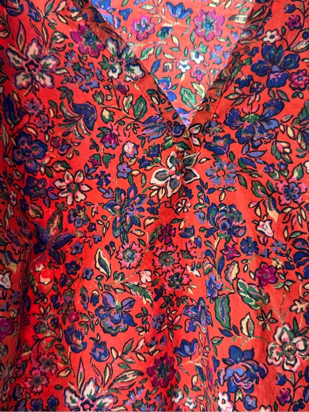Universal Thread Red Floral V-Neck Puff Sleeve Tunic