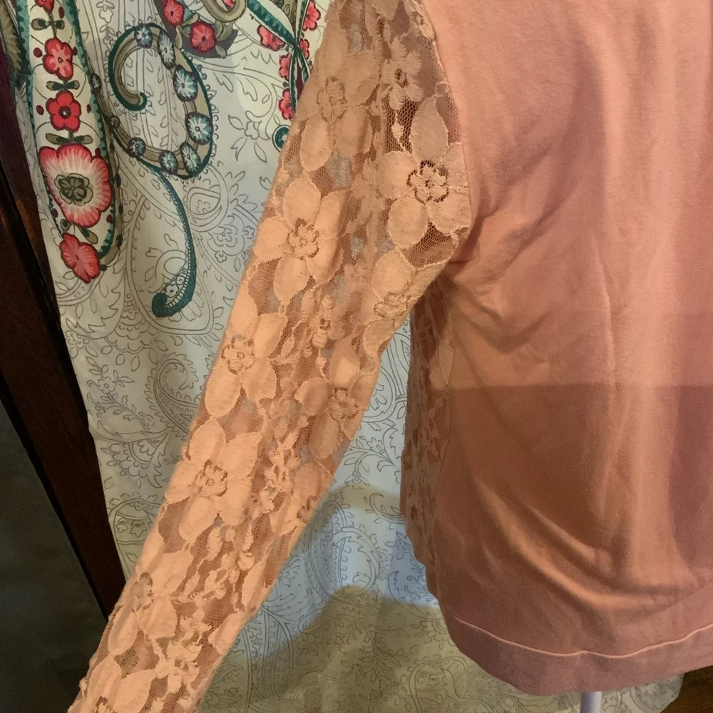 Adrianna Papell chic lace