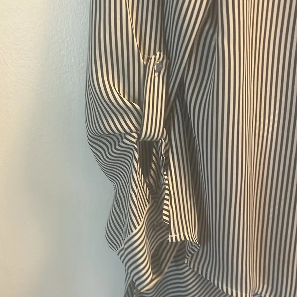 CHICO'S Blouse- Almost New