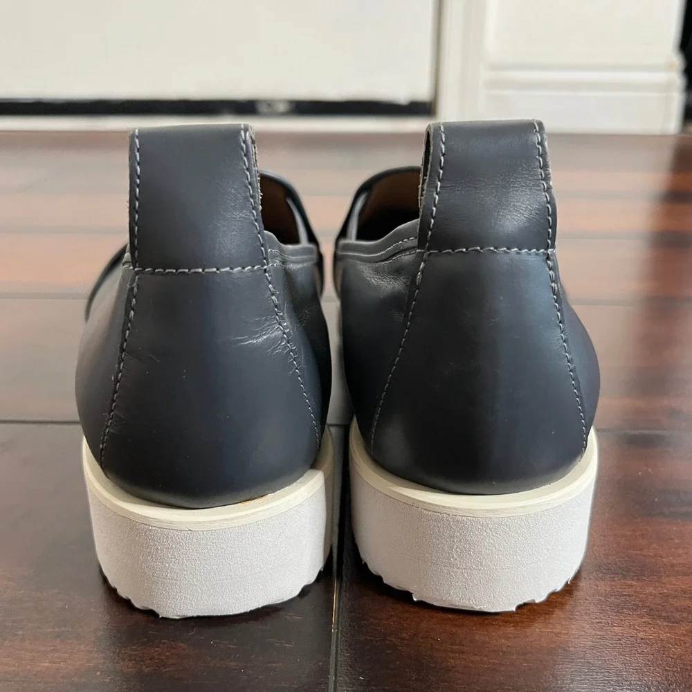 Everlane women leather
