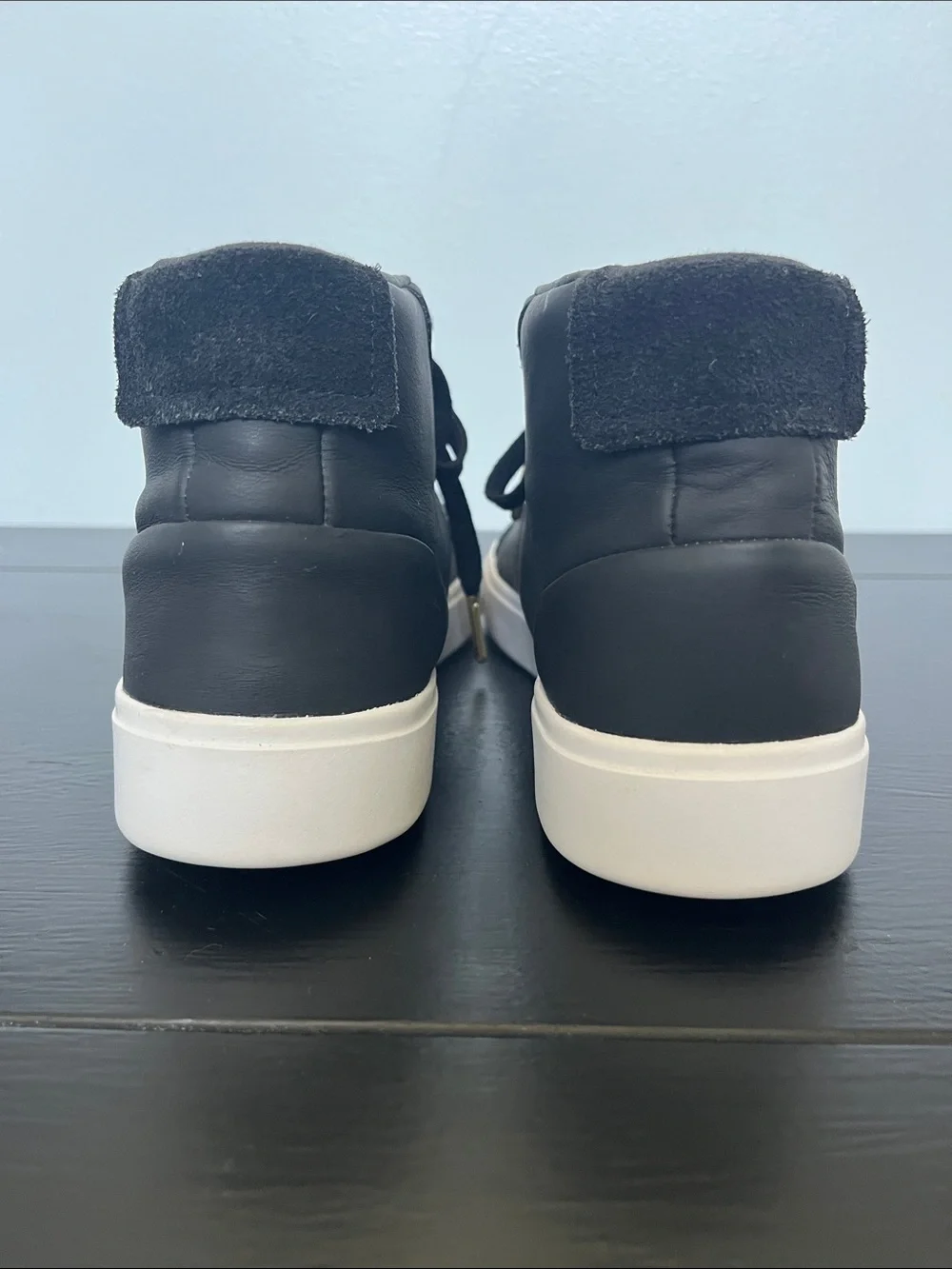 adidas classic black