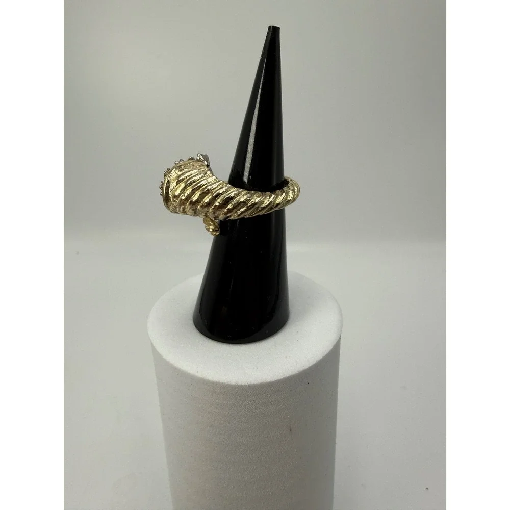 Vintage Gold Tone Rhinestone Cluster Statement Ring Size 5.25 Twisted Band‎
