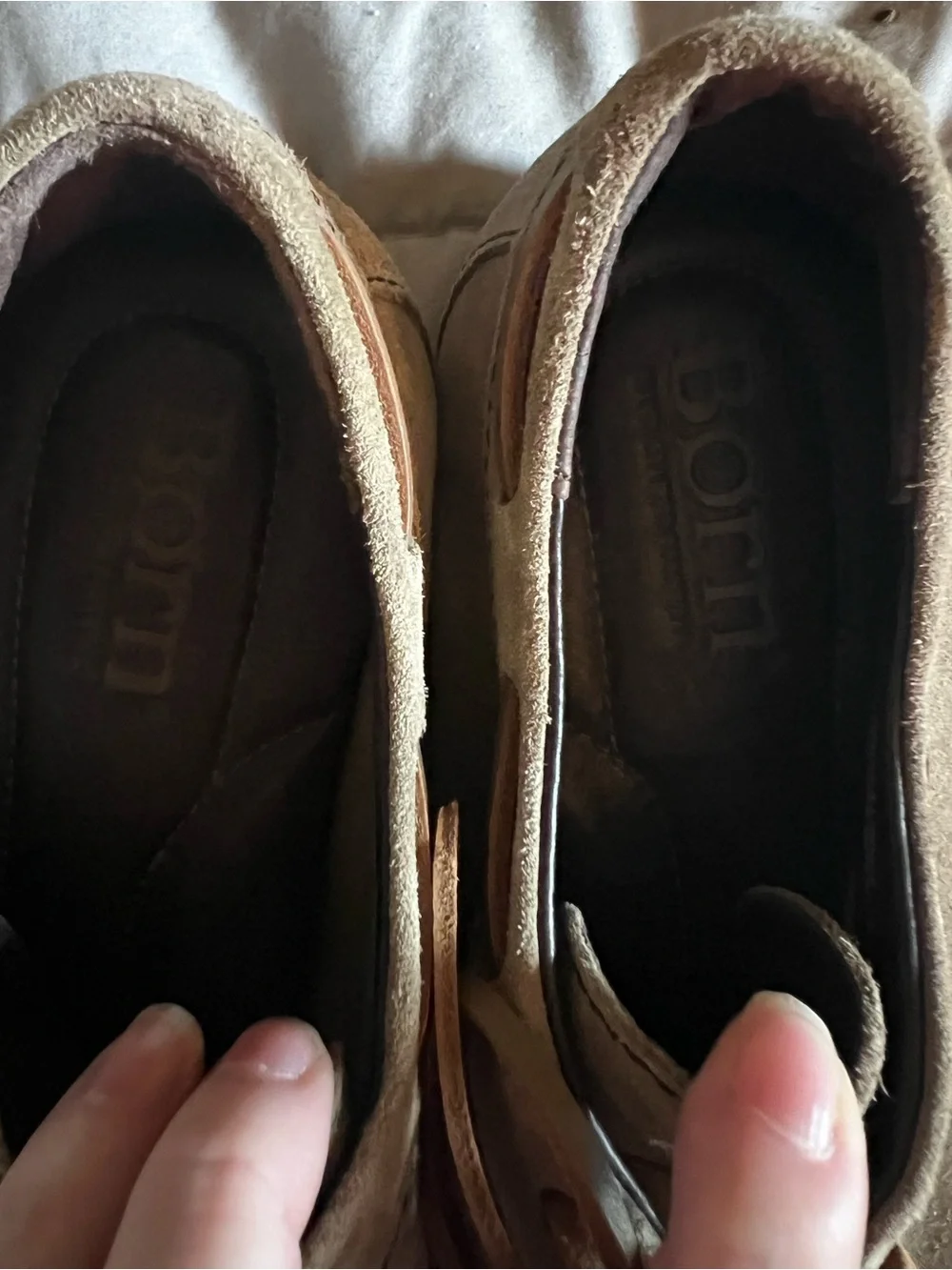 Born or sand laces