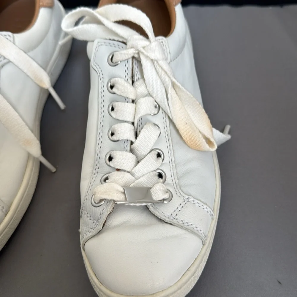 N/A stylish white