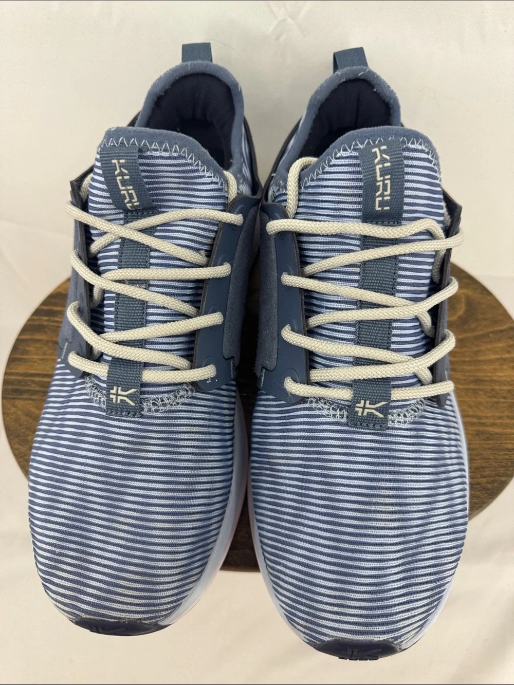 KURU overall shoes