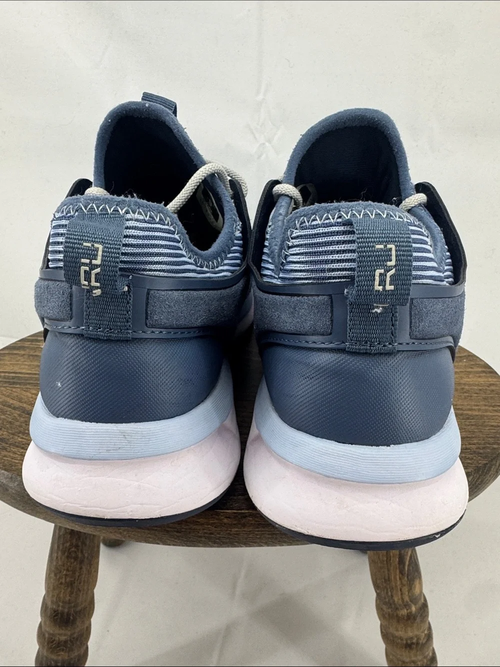 KURU overall shoes