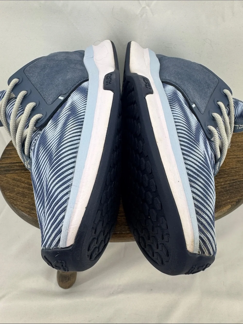 KURU overall shoes