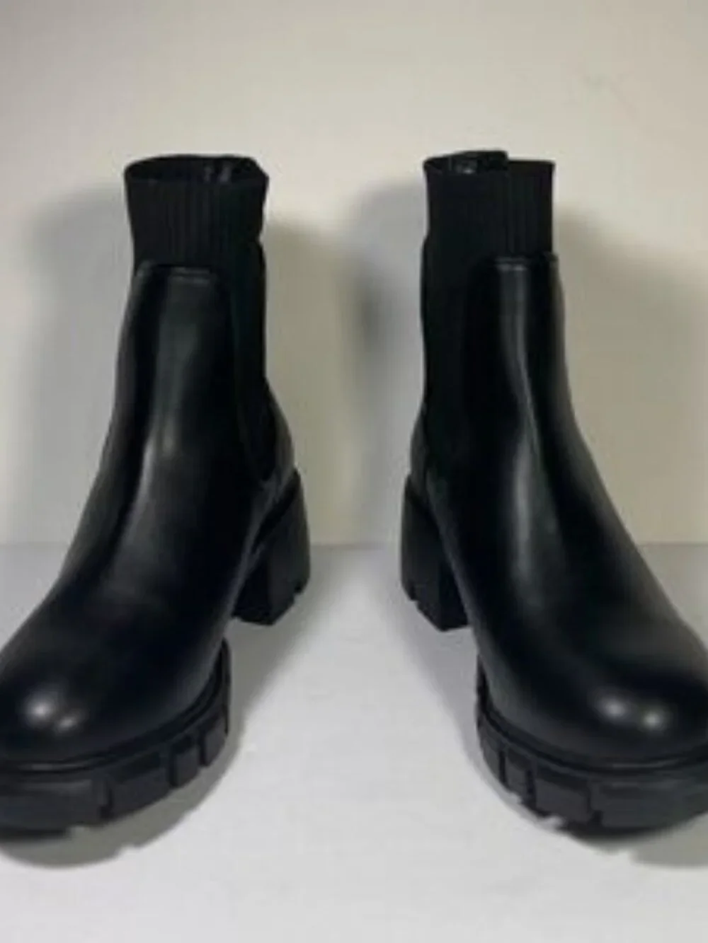 Steve Madden inch 25 from