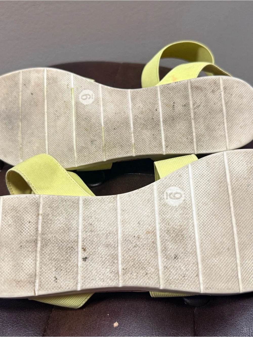 N/A sandals secure pairs