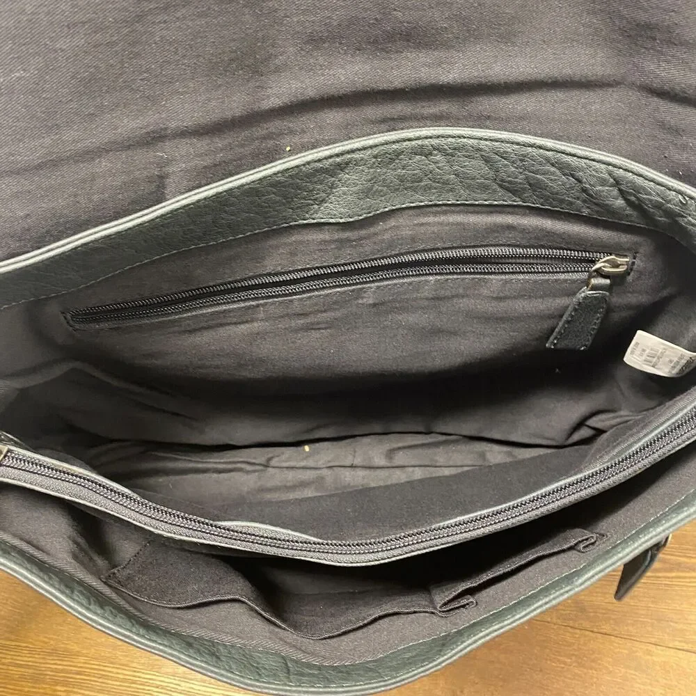 Crate & Barrel pocket very