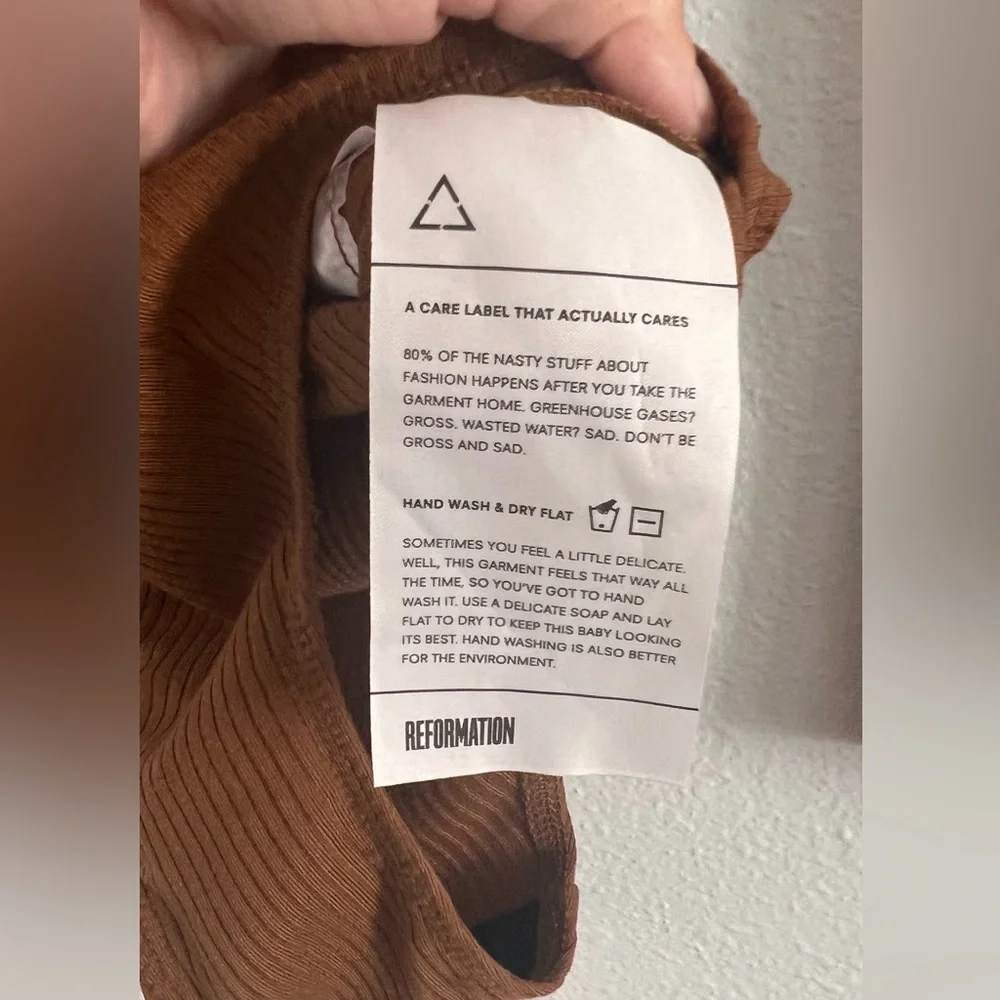 Reformation soft fabric sleeve
