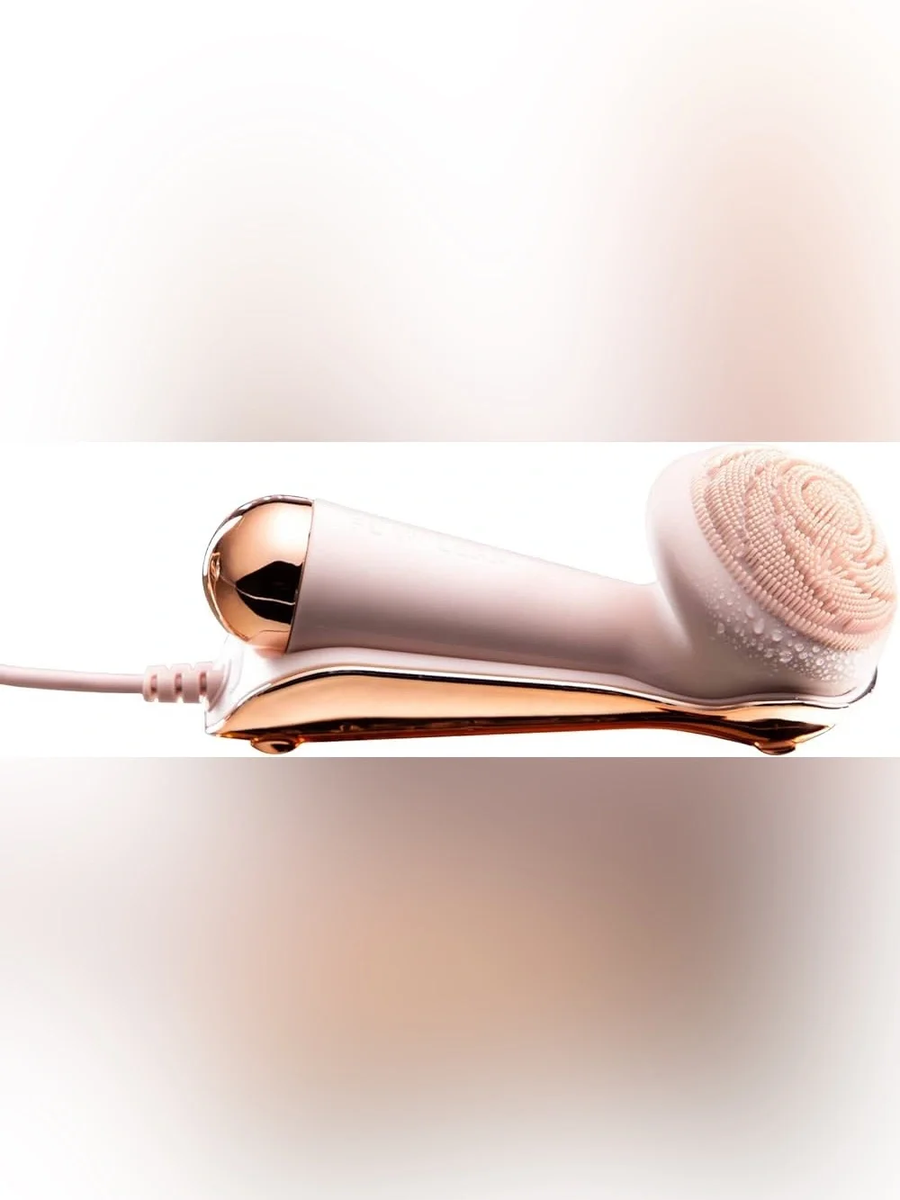 NIB Finishing Touch Flawless Cleanse Facial Cleanser/Massager Rechargeable Brush