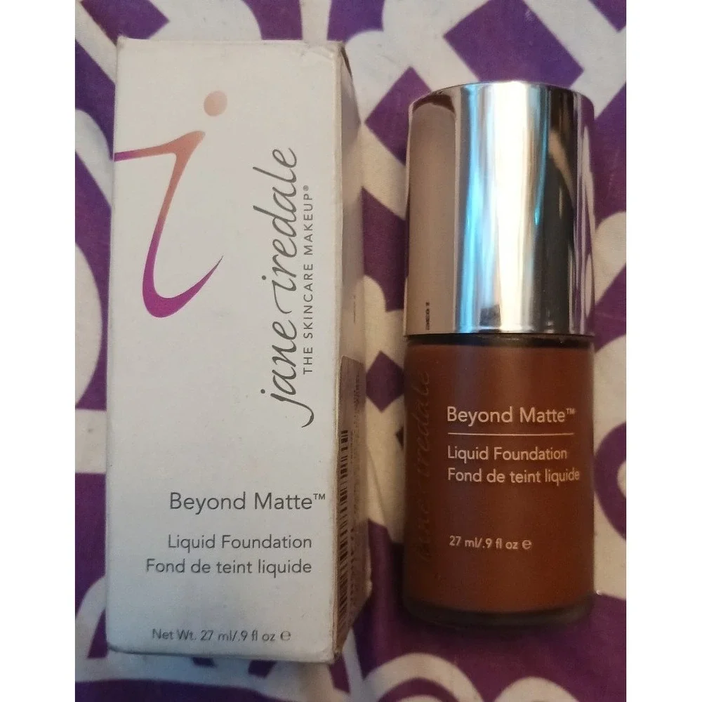 NEW‎ Jane Iredale Beyond Matte Liquid Foundation, M15