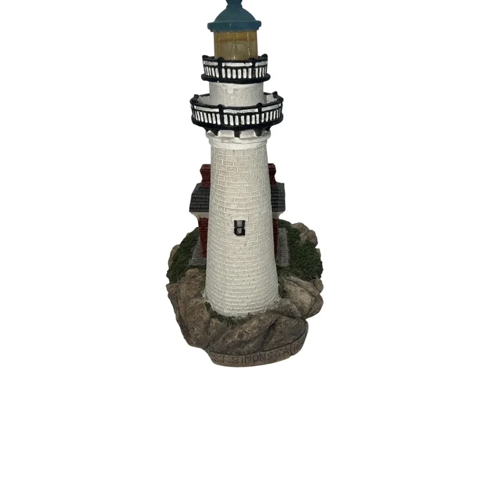 Harbour Lights charming decor