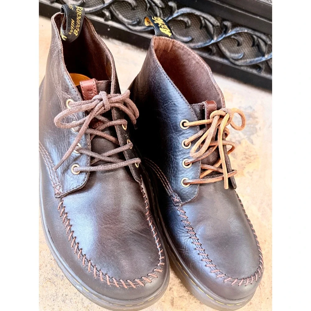 Dr. Martens Holt Chukka Boots Brown Leather SoftWair Mens US‎ 10 EU 43 (RD)