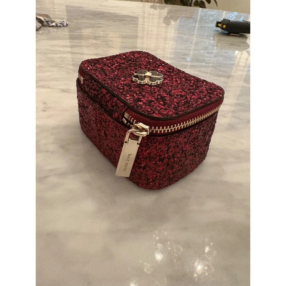kate spade compact stylish