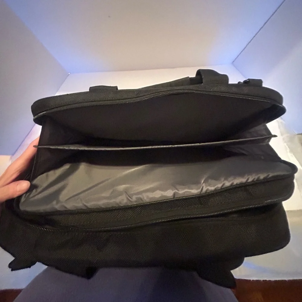 Targus CityLite Briefcase (TBT053US-91)‎ 15.6 laptop bag.