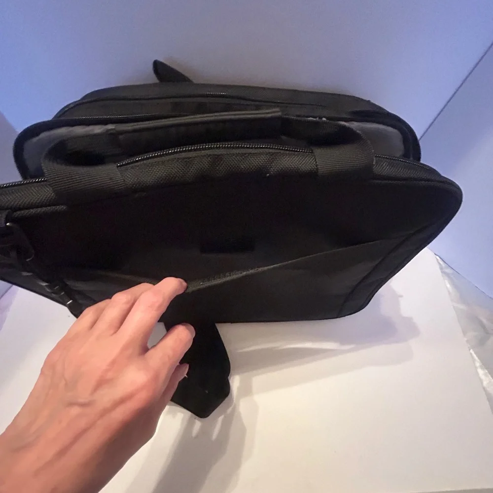 Targus CityLite Briefcase (TBT053US-91)‎ 15.6 laptop bag.