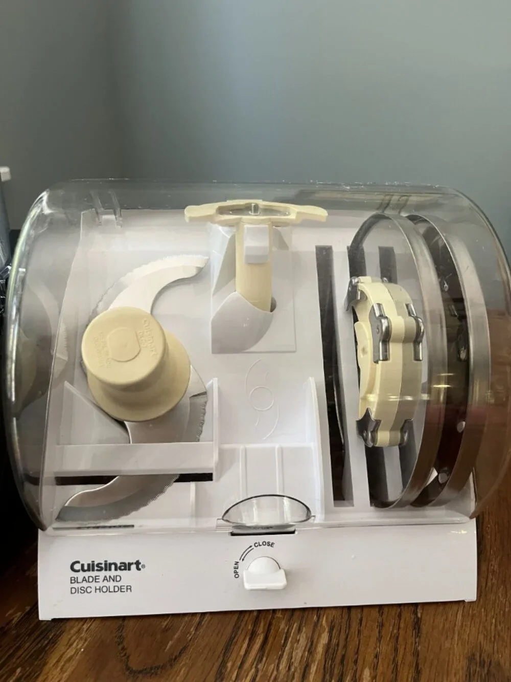 Cuisinart 14-Cup 720W Brushed Stainless Food Processor w/ Discs and Blade Compar
