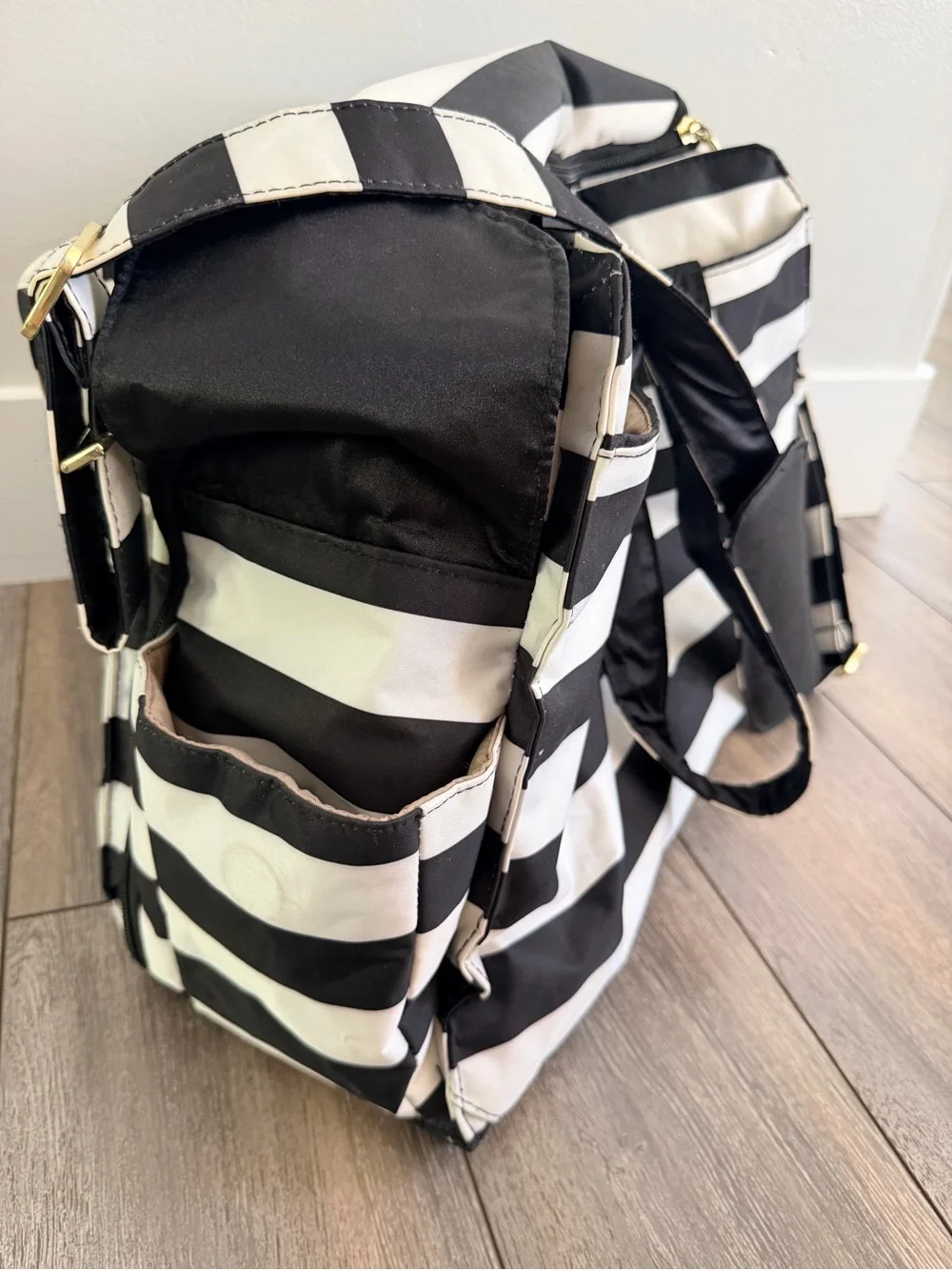 Ju-Ju-Be chic black