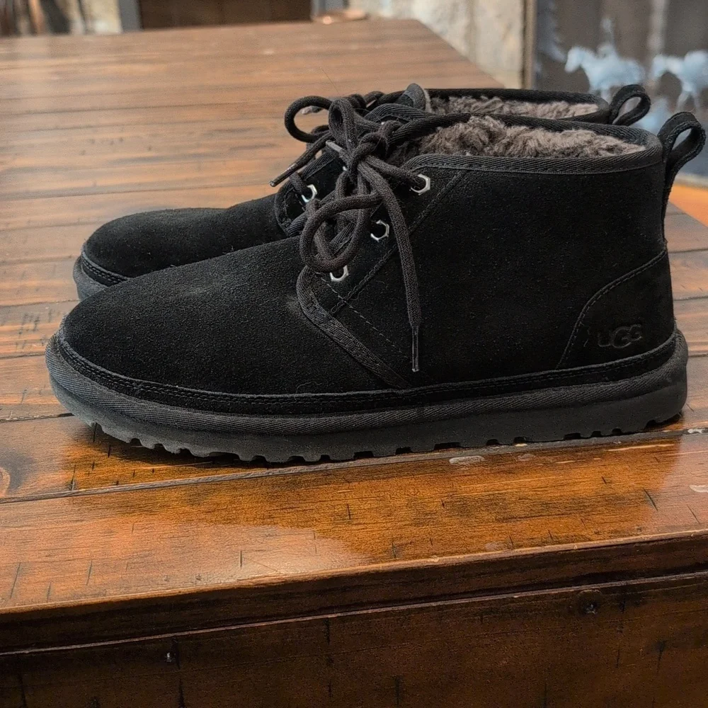 UGG nuemel chukka