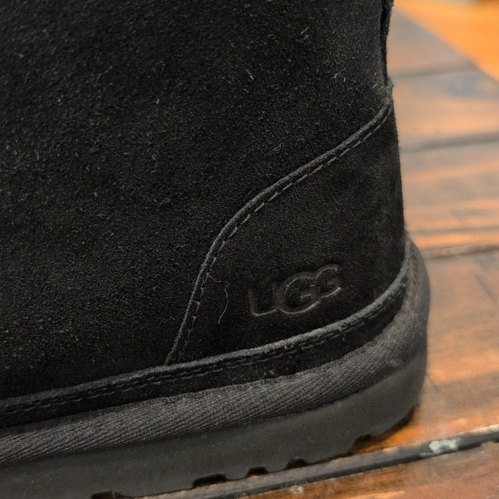 UGG nuemel chukka