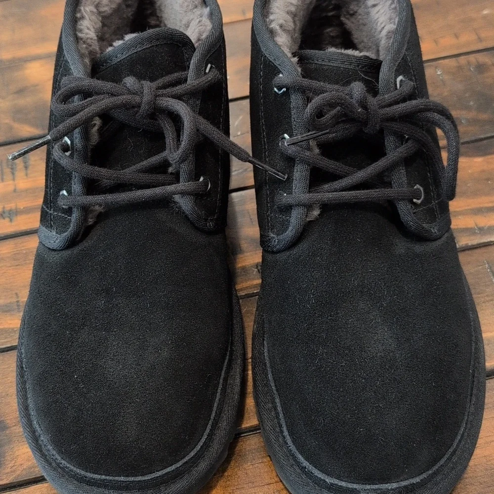 UGG nuemel chukka