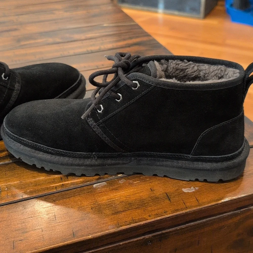 UGG nuemel chukka