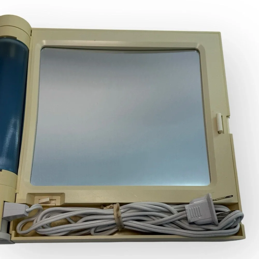 Clairol Take A Look Lighted Vanity Travel Mirror TM-1 1979 Make-Up Retro Vintage