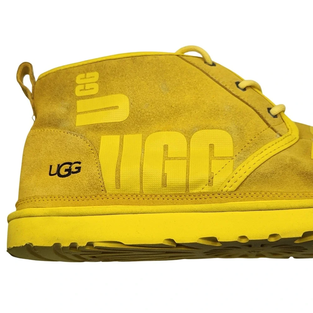 UGG neumel graphic