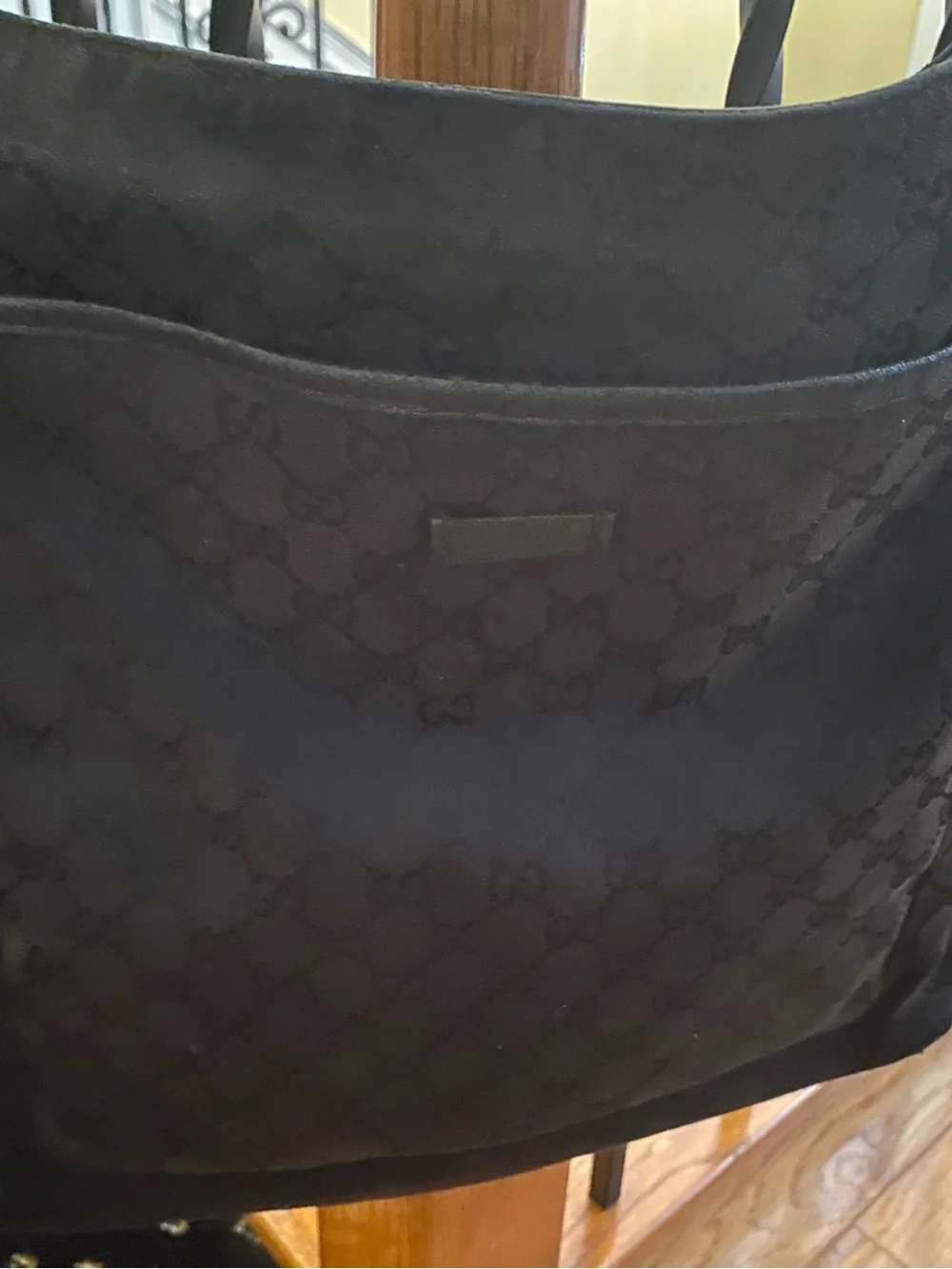 Gucci trim sleek