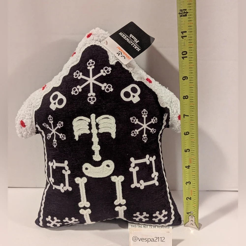 Walmart halloween pillow