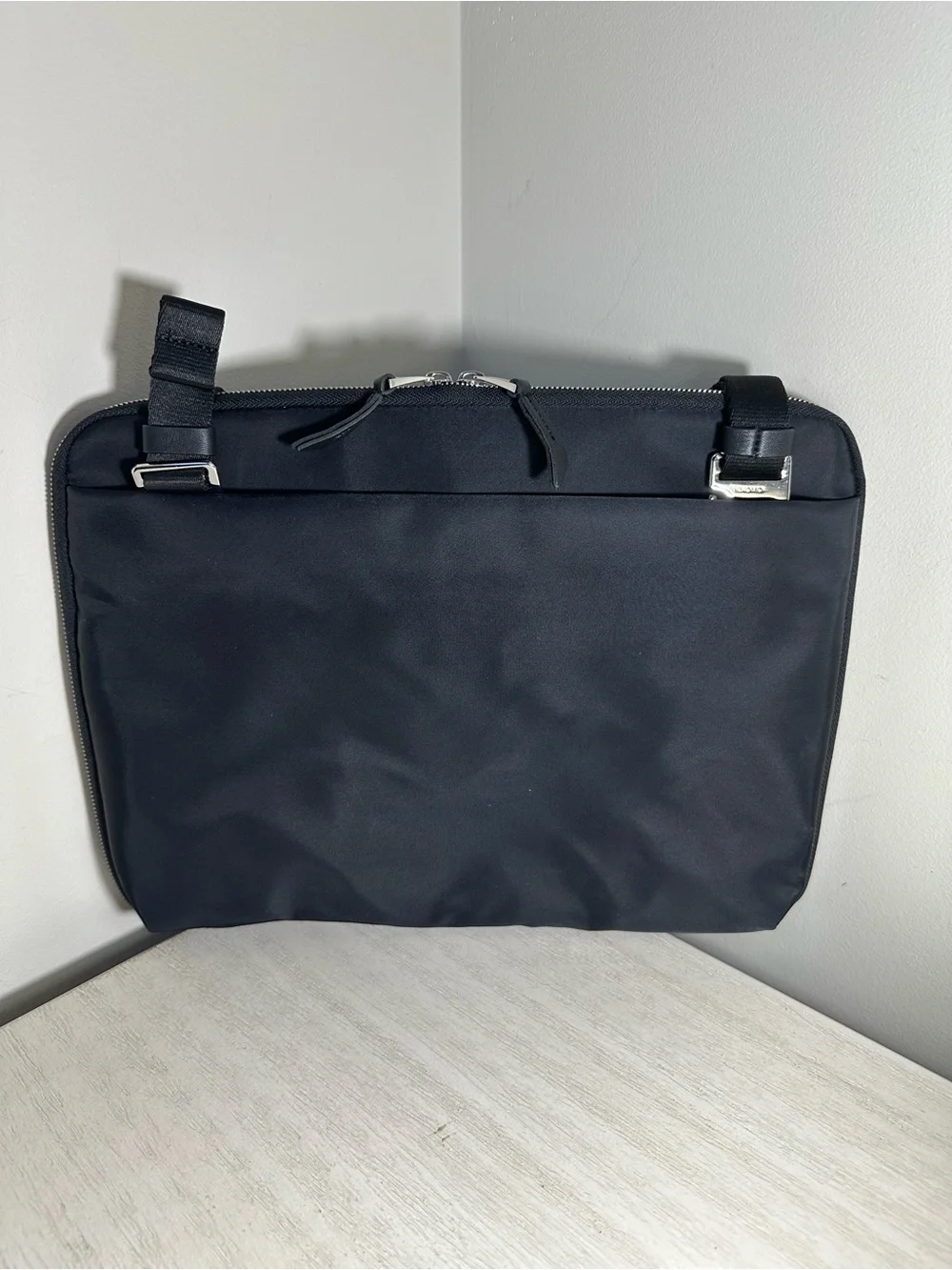 Knomo black crossbody