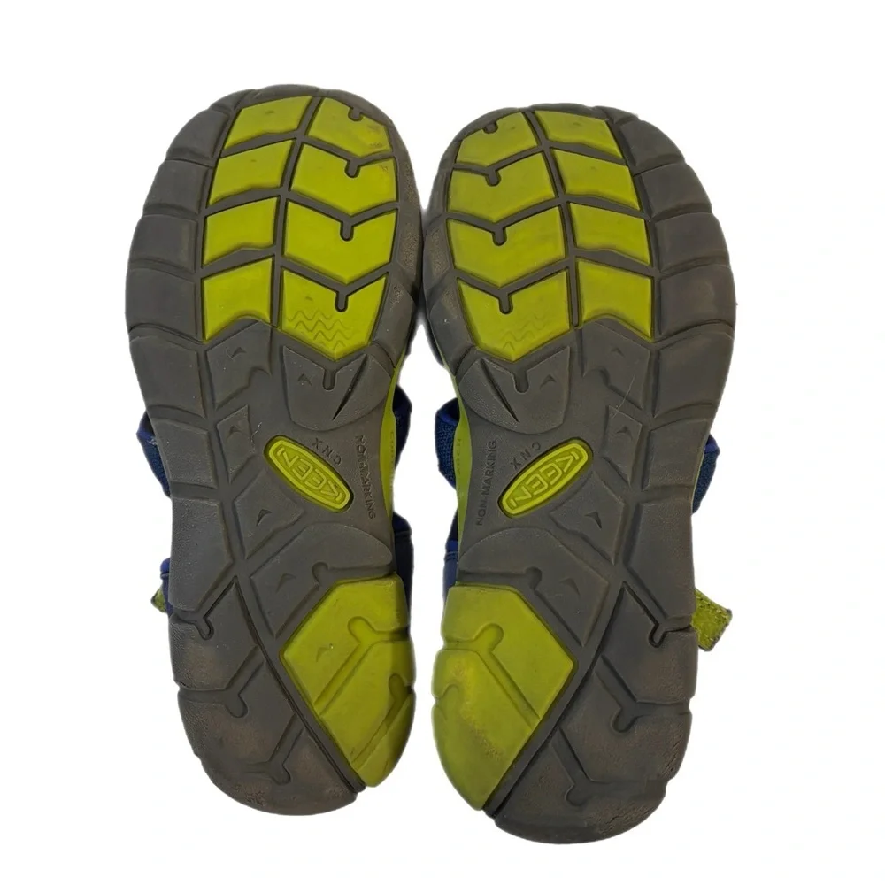 Keen closed toe