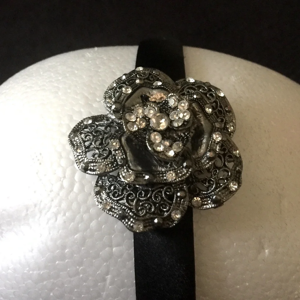 Anthropologie ⭐️new⭐️ black