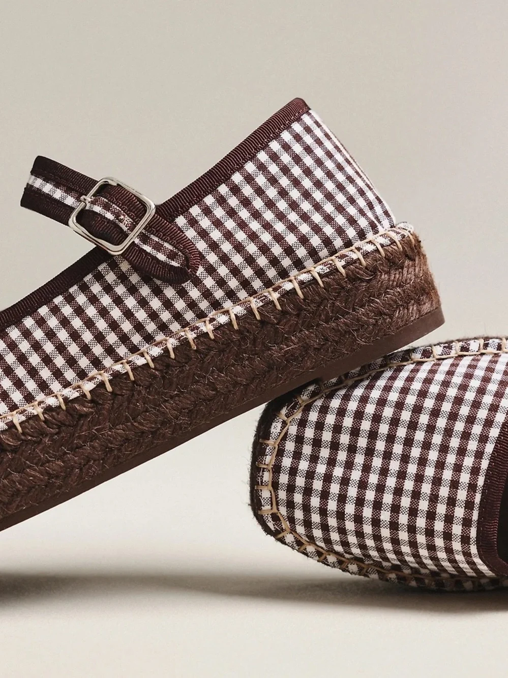 Maeve plaid mary